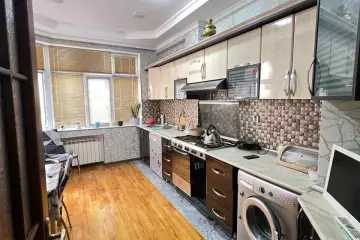 Satılır Yeni Tikili Həzi Aslanovda