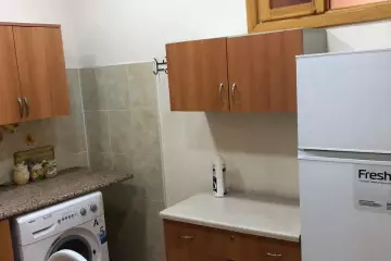 Satılır Yeni Tikili Elmler Akademiyasıda