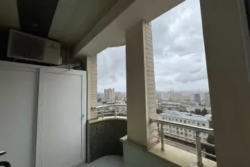 Satılır Yeni Tikili Elmler Akademiyasıda