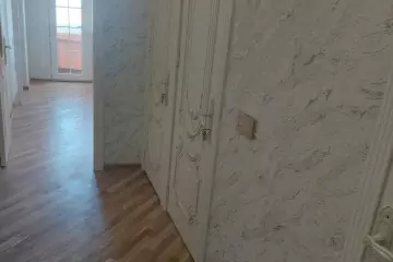 Satılır Köhnə Tikili Yeni Günəşlidə