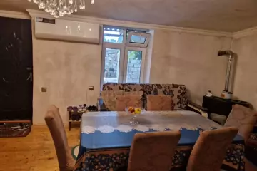 Satılır Həyət Evi əmircanda