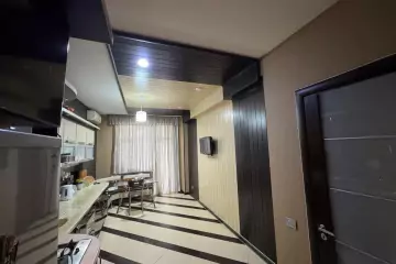 Satılır Yeni Tikili Elmler Akademiyasıda