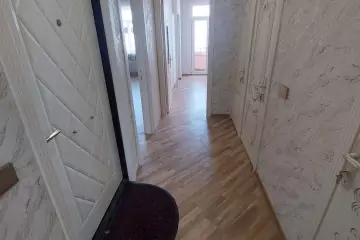 Satılır Köhnə Tikili Yeni Günəşlidə