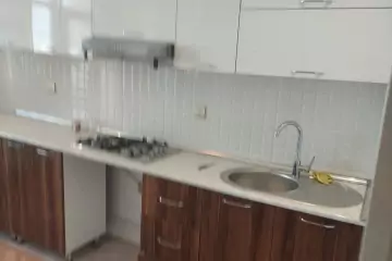 Satılır Köhnə Tikili Yeni Günəşlidə