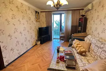 Satılır Köhnə Tikili İçərişəhərdə 
