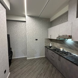 Satılır 2 otaqlı Yeni Tikili 72 m², 28 May metrosu ətrafı