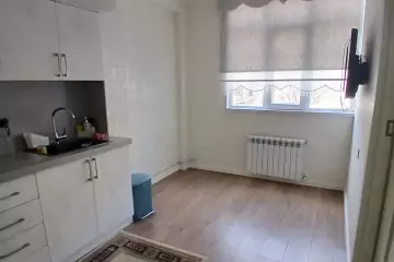 Satılır Köhnə Tikili Gənclikdə