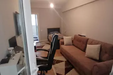 Satılır Köhnə Tikili Gənclikdə