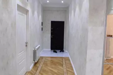 Satılır Yeni Tikili Bakı Kinoteatrıda