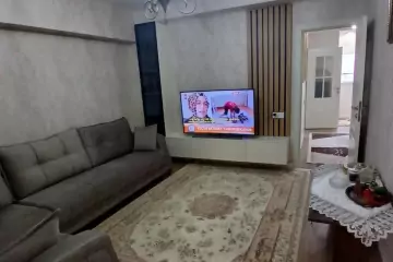 Satılır Köhnə Tikili Gənclikdə