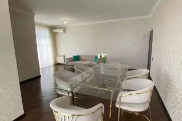 Satılır Yeni Tikili Yeni Yasamalda