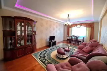 Aylıq Kirayə Yeni Tikili Bakı Kinoteatrıda