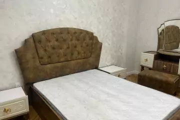 Satılır Yeni Tikili Bakı Kinoteatrıda