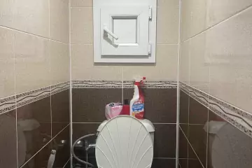 Satılır Köhnə Tikili Qaraçuxurda