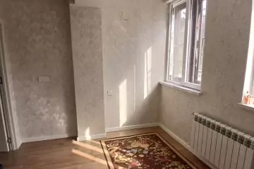 Satılır Köhnə Tikili Gənclikdə