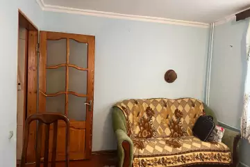 Satılır Köhnə Tikili Biləcəridə
