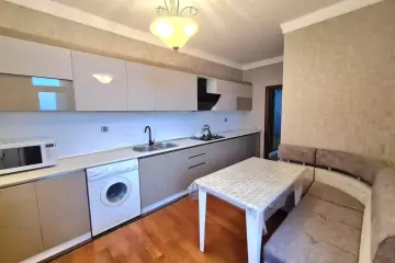 Aylıq Kirayə Yeni Tikili Bakı Kinoteatrıda