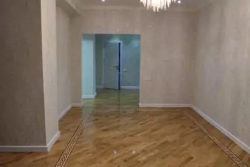 Satılır Yeni Tikili Bakı Kinoteatrıda