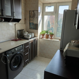 Satılır 3 otaqlı Köhnə Tikili 5852 m², 8-ci kilometr