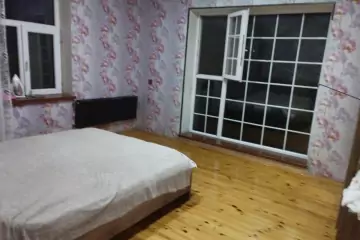 Satılır Bağ Evi Buzovnada