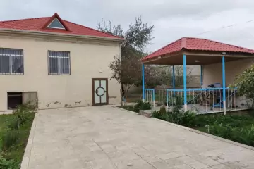 Satılır Həyət Evi Maştağada