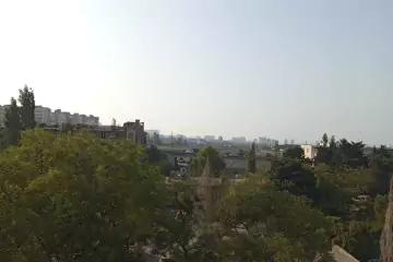 Satılır Köhnə Tikili 8-ci Kilometrdə