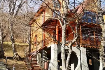 Günlük Kirayə Bağ Evi Quba Rayonunda