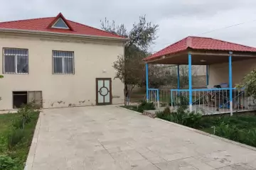Satılır Həyət Evi Maştağada