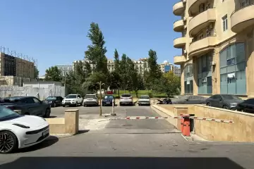 Satılır Köhnə Tikili 28 May Metrosu ətrafında