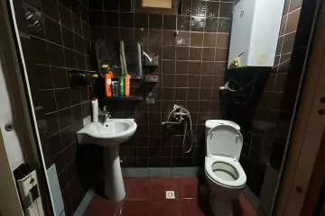 Satılır Köhnə Tikili 28 May Metrosu ətrafında