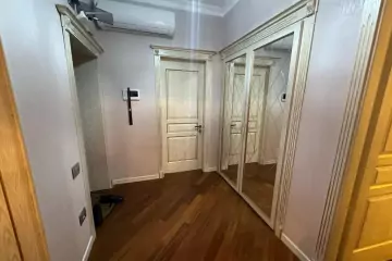 Satılır Yeni Tikili 9-cu Mikrorayonda