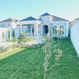 Satılır 4 otaqlı Həyət evi 145 m², 4 sot  torpaq, Buzovna