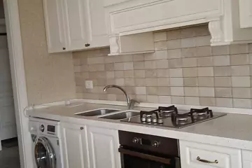 Aylıq Kirayə Yeni Tikili Elmler Akademiyasıda