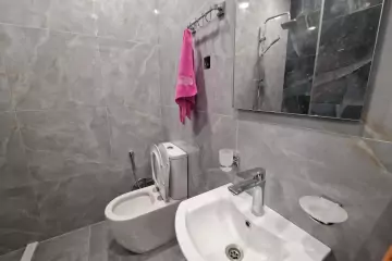 Aylıq Kirayə Yeni Tikili Ağ şəhər Kompleksində