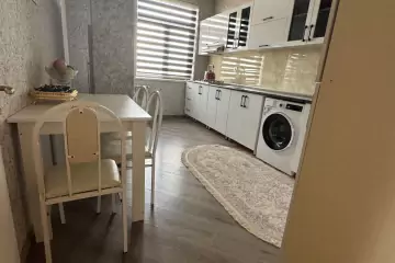 Satılır Yeni Tikili Bakıxanovda