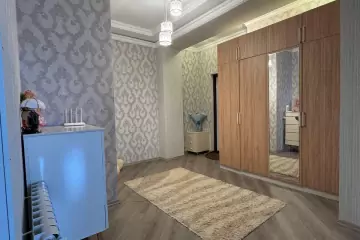 Satılır Yeni Tikili Bakıxanovda