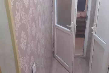 Aylıq Kirayə Köhnə Tikili Binədə
