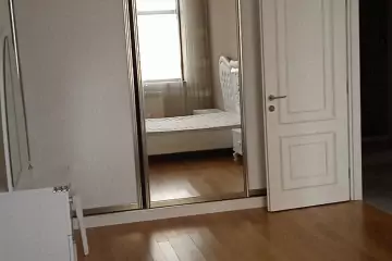 Aylıq Kirayə Yeni Tikili Elmler Akademiyasıda