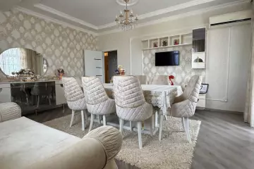 Satılır Yeni Tikili Bakıxanovda