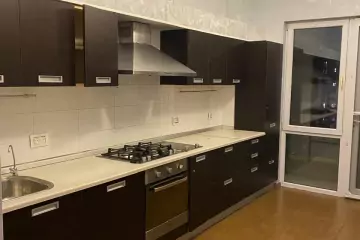 Aylıq Kirayə Yeni Tikili 28 May Metrosu ətrafında