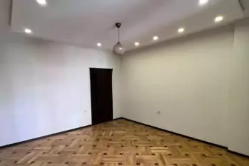 Satılır Yeni Tikili Yeni Yasamalda