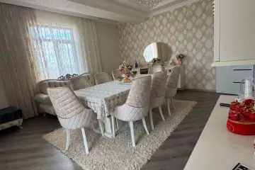 Satılır Yeni Tikili Bakıxanovda