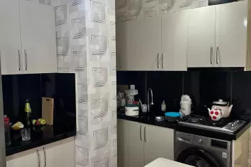 Satılır Yeni Tikili Montində
