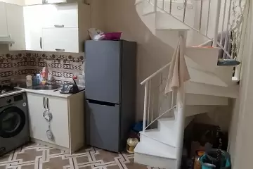 Satılır Yeni Tikili Qurtuluş 93da