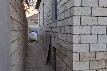 Satılır Həyət Evi Savalan Qəsəbəsida