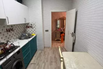 Satılır Yeni Tikili Masazırda