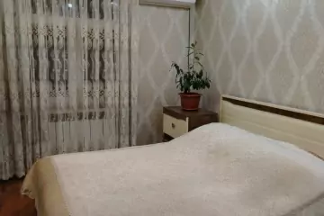 Satılır Köhnə Tikili Bakıxanovda