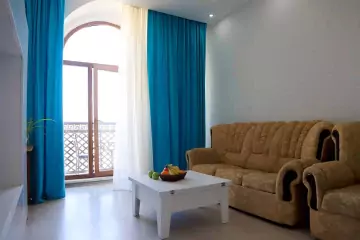 Günlük Kirayə Yeni Tikili 8-ci Kilometrdə
