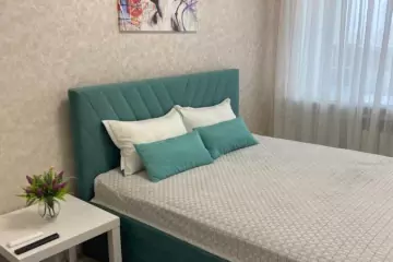 Günlük Kirayə Yeni Tikili 8-ci Kilometrdə