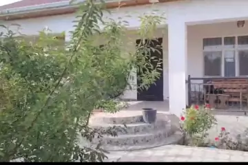 Satılır Həyət Evi Buzovnada